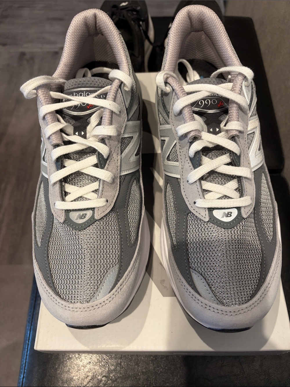 New Balance Gray 990v6 Men’s Running Sneakers size 9 1/2 4E - Picture 3 of 7